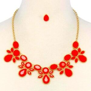 Colorful Floral Designed Acrylic Necklace